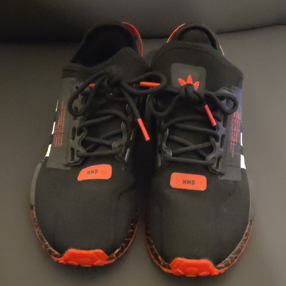 Adidas Men's Black and Red Sneakers